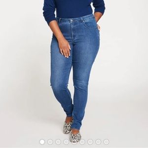 Universal Standard Seine Mid Rise Skinny Jean in true blue - size 10